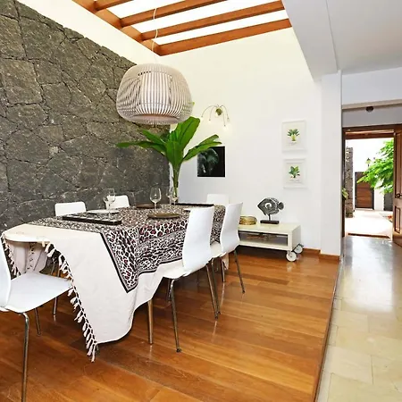 Casa Laura Holiday home *