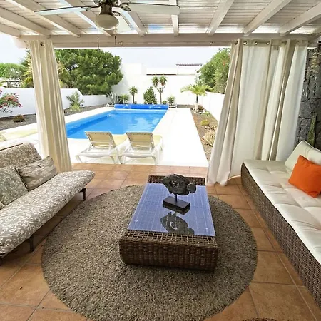 Laura Tatil Evi